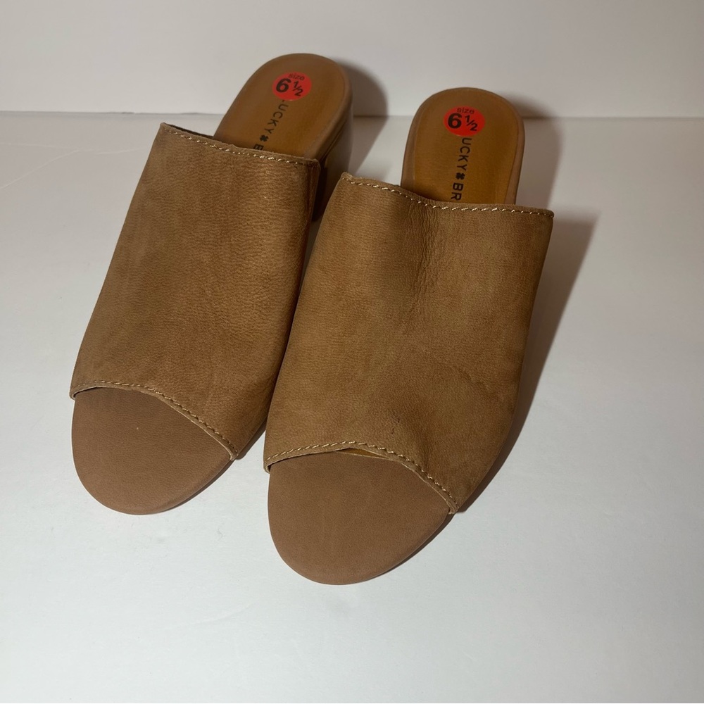 Lucky brand open toe slip on wood look block heel mule leather tan size 6.5 NEW